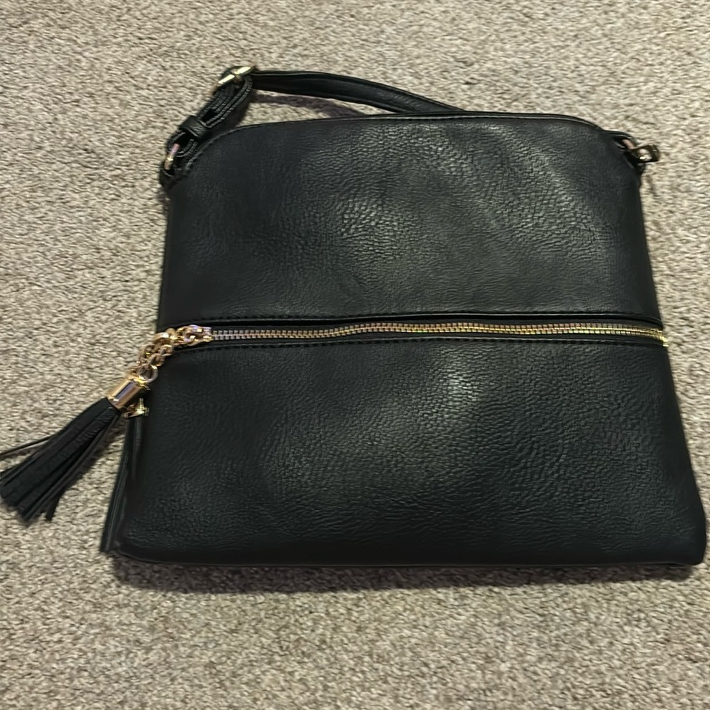 Black crossbody purse